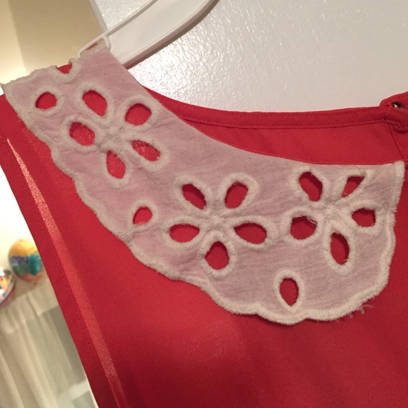 Tunic - Picture 3 of 3