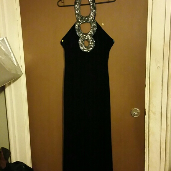 Black velvet  gown - Picture 1 of 1