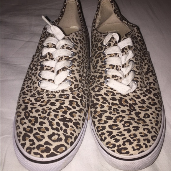 Cheetah print shoes