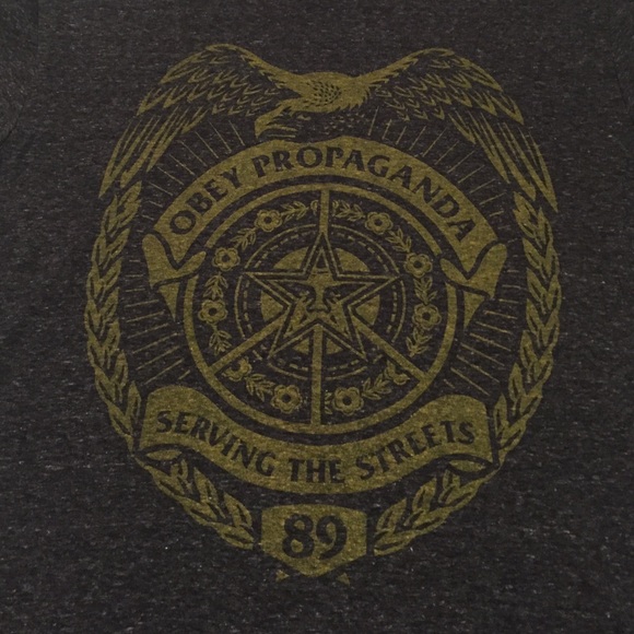 Obey Propaganda "Serving the Streets" tee - Picture 3 of 4