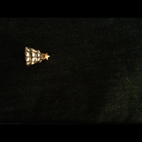 Two tone Pandora Christmas tree