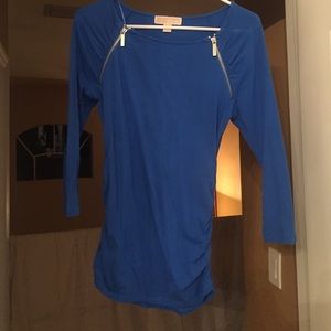 Mid sleeve shirt