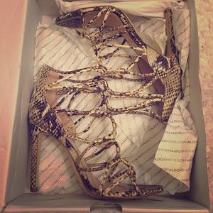 Aldo size 8 heels