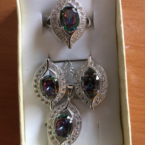 Necklace, earrings, jewelry set