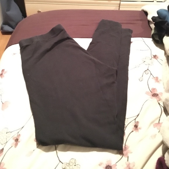 VS Black Leggins