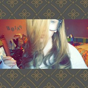 Meet your Posher, Alletta