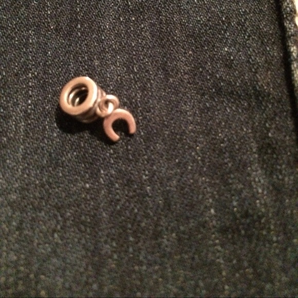 Discontinued Pandora horse shoe charm