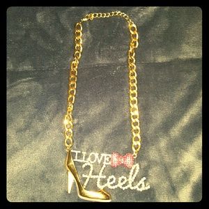 I love Heels necklace