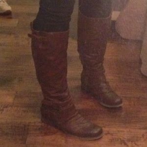 Carlos Santana (wide calf) Brown Boots