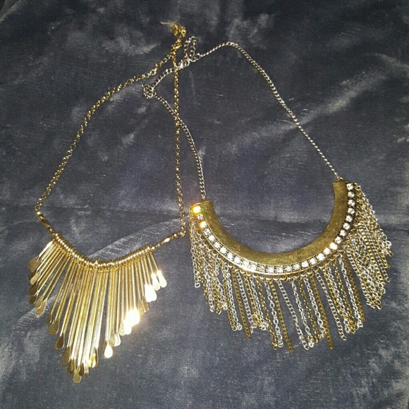 2 chunky gold necklaces