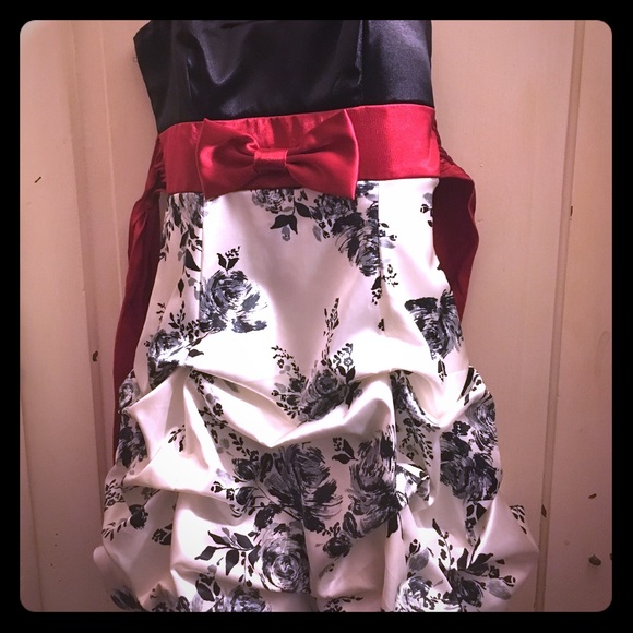 Strapless Black, White, & Red Homecoming Dress