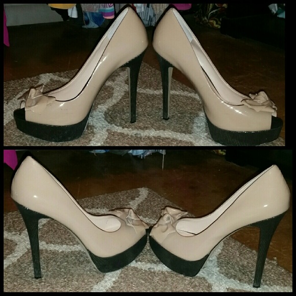 Black & Nude Patent Bow Tie Pumps