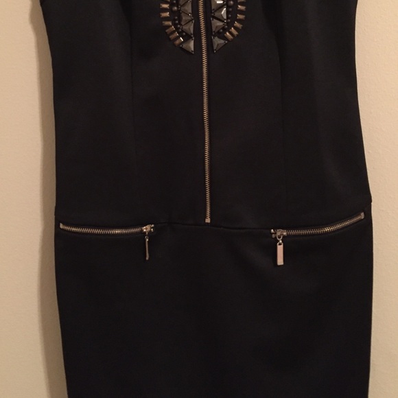 Black dress with gold and graphite detail - Picture 3 of 4