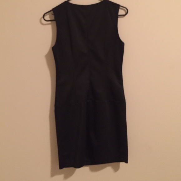 Black dress with gold and graphite detail - Picture 4 of 4