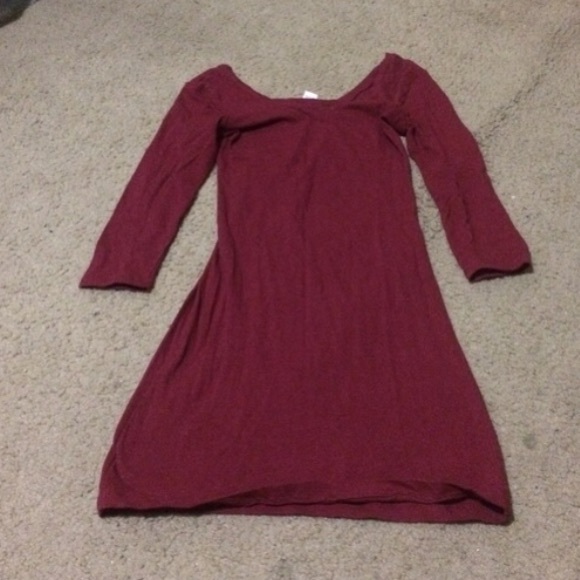 Sleeve dress - Picture 3 of 3