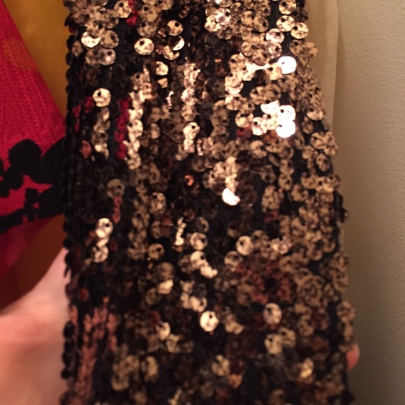 Gold and black sequin one shoulder dress - Picture 4 of 4