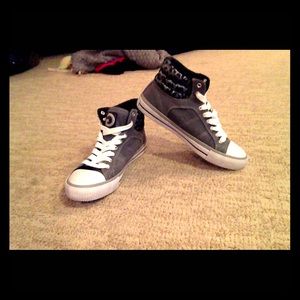 Gray leopard high tops