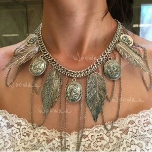 ***Beautiful Brand New Necklace***