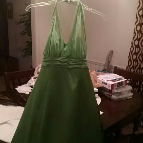 Clover green backless bridesmaid dress