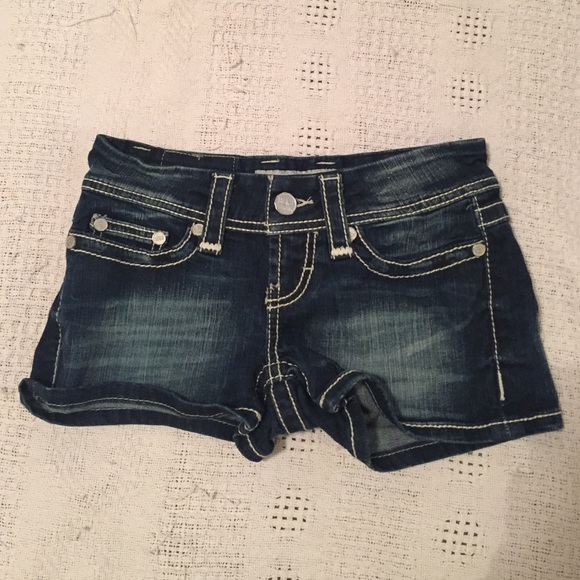 BKE Sabrina 24 Short - Picture 3 of 4