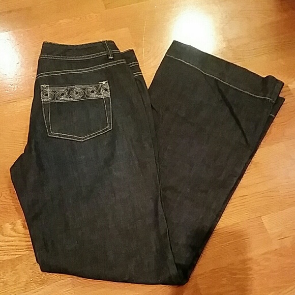 White house black market blanc jeans - Picture 1 of 3