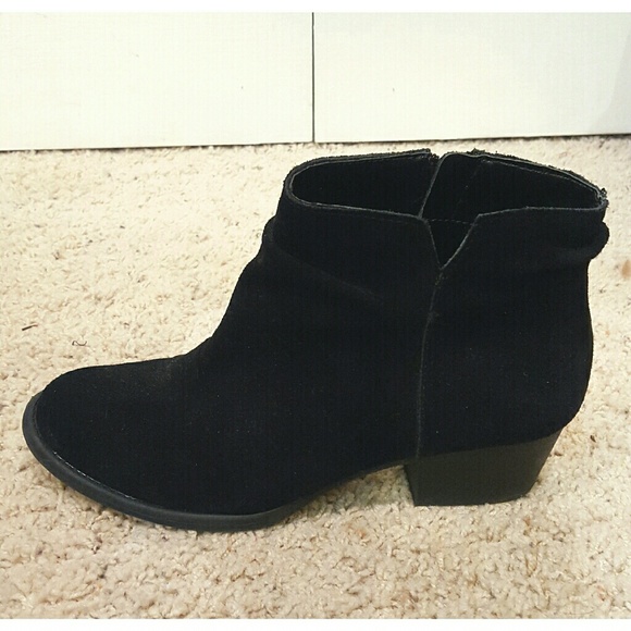 Jessica Simpson Black Suede Side Zip Booties