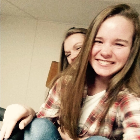 Meet your Posher, Braylie - Picture 1 of 1