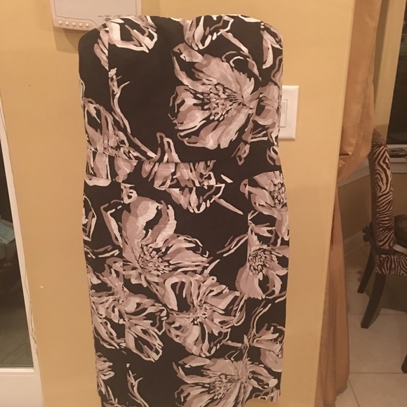Banana Republic Strapless Dress with flower print