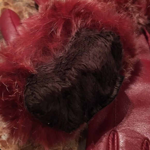 WINE COLOR LEATHER W/REAL REX RABBIT TRIM GLOVES - Picture 4 of 4