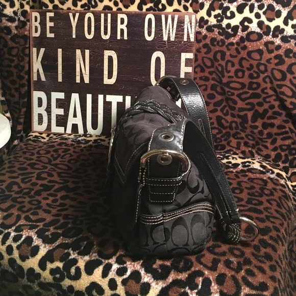 Authentic Coach Shoulder Bag - Picture 2 of 4