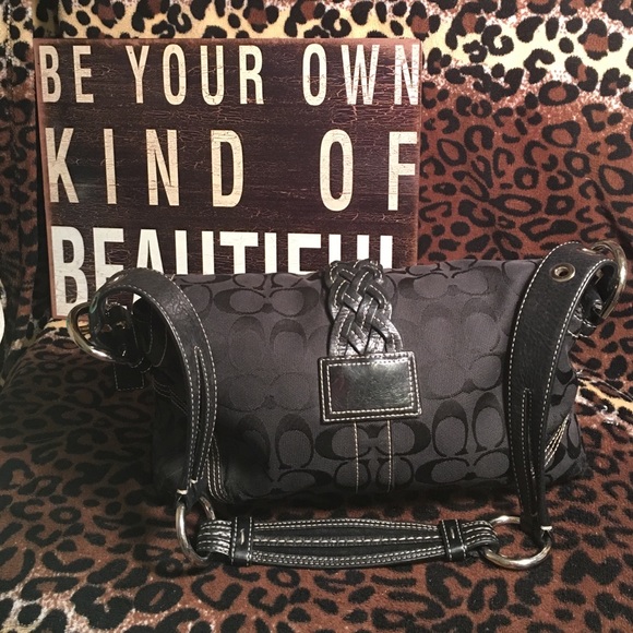 Authentic Coach Shoulder Bag - Picture 3 of 4