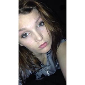 Meet your Posher, Caitlin
