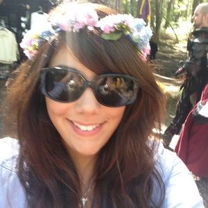 Meet your Posher, Amanda