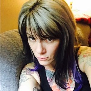 Meet your Posher, Pam