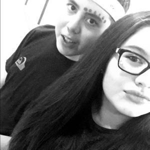 Meet your Posher, Alexis