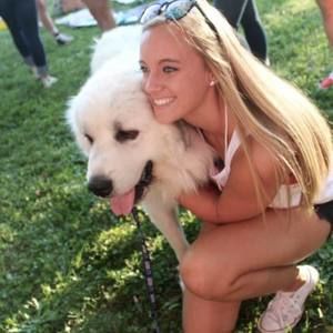 Meet your Posher, Carly