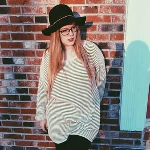 Meet your Posher, Alyssa