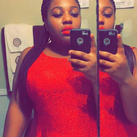 Meet your Posher, Esta