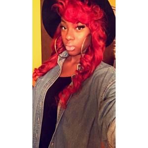 Meet your Posher, Deonna