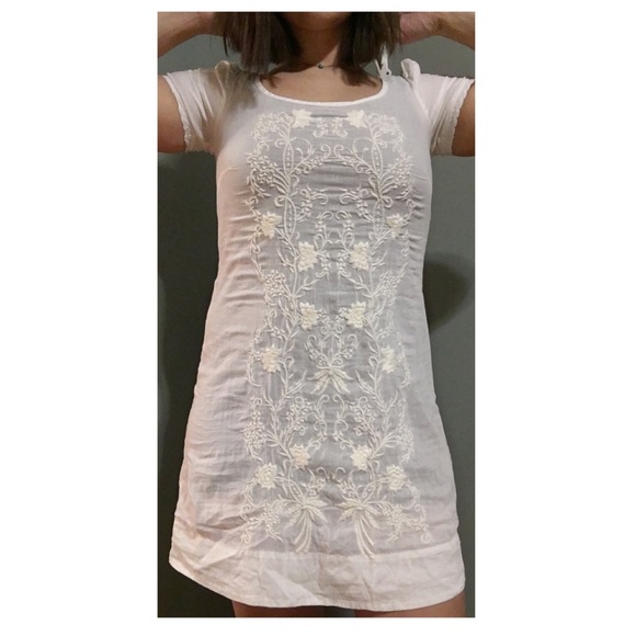 Kimchi Blue Tunic-Dress in Cream color