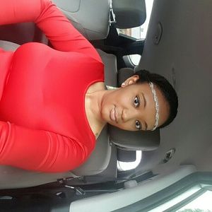 Meet your Posher, Victoria
