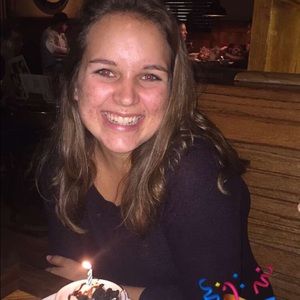 Meet your Posher, Lauren