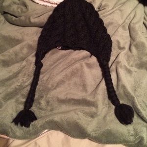 Black snow hat