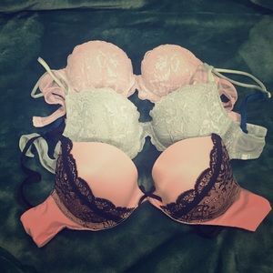 ‼️SOLD‼️ VS bra bundle