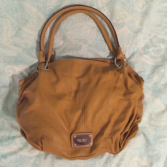 ⚡️Final Markdown⚡️ Nine West caramel purse