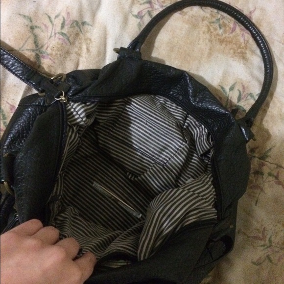 Purse - Picture 4 of 4