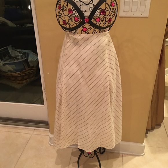 Ralph Lauren Skirt with stripe.