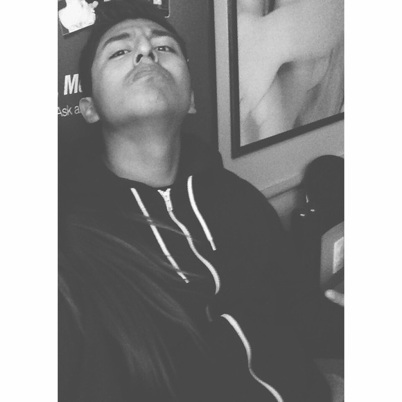 Meet your Posher, Miguel - Picture 1 of 1