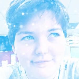 Meet your Posher, Kira