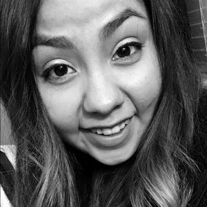 Meet your Posher, Daniela